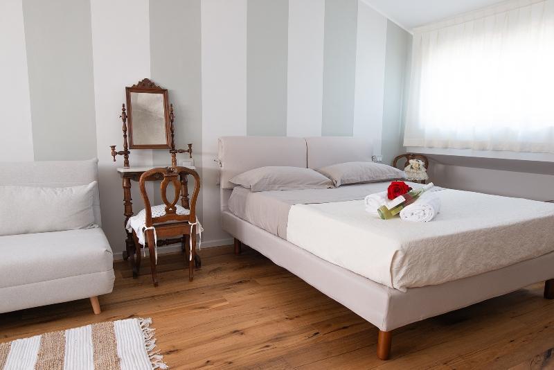 Il Pino - alloggio turistico -Il Pino - tourist accommodation Il Pino - alloggio turistico -Il Pino - tourist accommodation