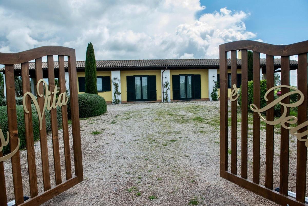 Agriturismo - La Vita è Bella Agriturismo - La Vita è Bella