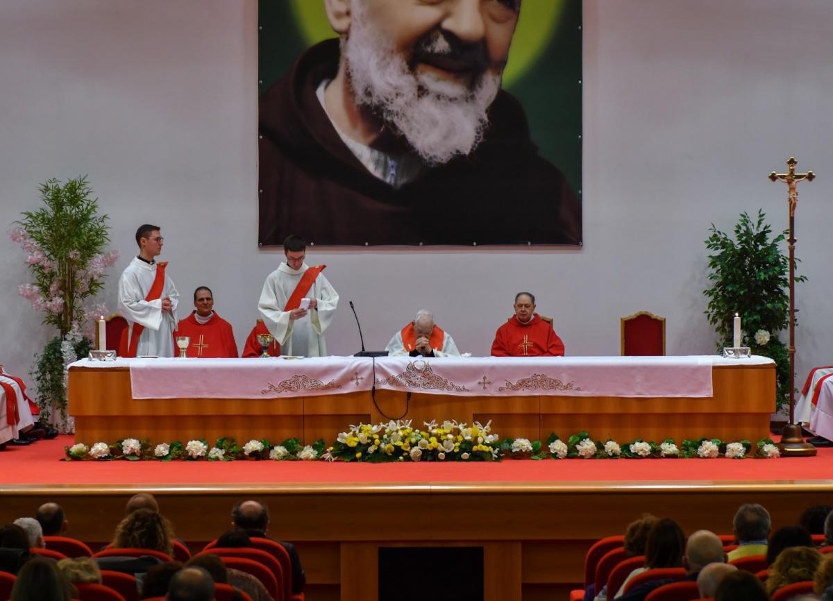 Buon compleanno, Padre! Buon compleanno, Padre!