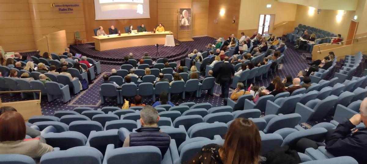 «Pensare bene, parlare bene e fare bene». Ritiro degli Associati «Pensare bene, parlare bene e fare bene». Ritiro degli Associati