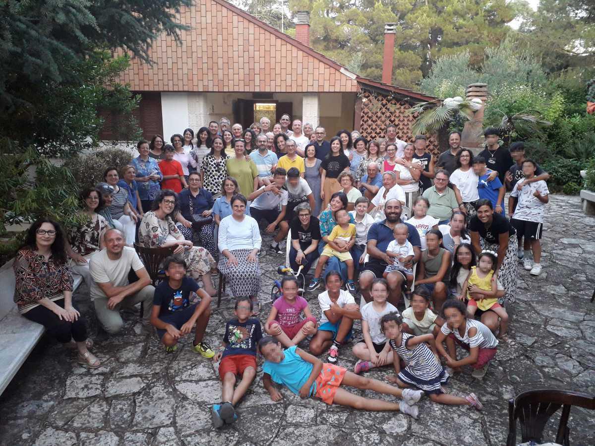 Due comunità, una sola famiglia - Ritiro Associati di Ruvo e Molfetta Due comunità, una sola famiglia - Ritiro Associati di Ruvo e Molfetta