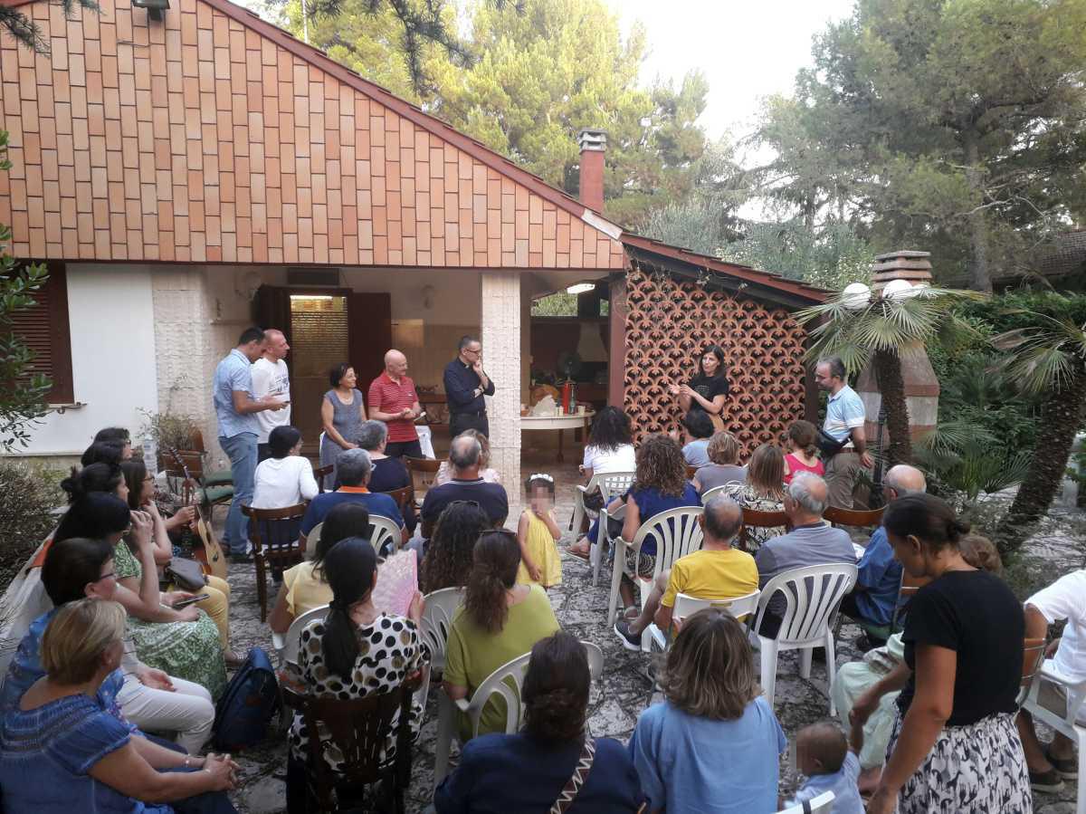 Due comunità, una sola famiglia - Ritiro Associati di Ruvo e Molfetta Due comunità, una sola famiglia - Ritiro Associati di Ruvo e Molfetta