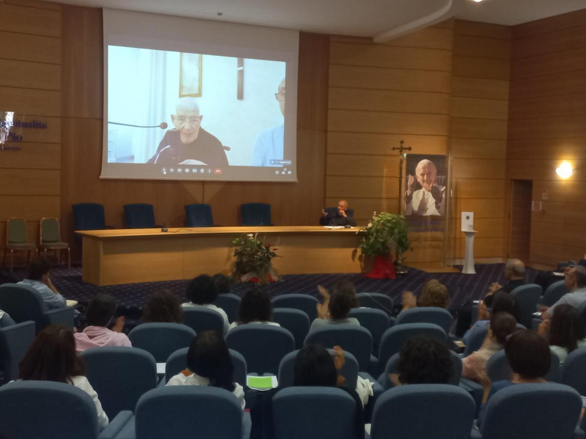 Gli esercizi spirituali a San Giovanni Rotondo Gli esercizi spirituali a San Giovanni Rotondo