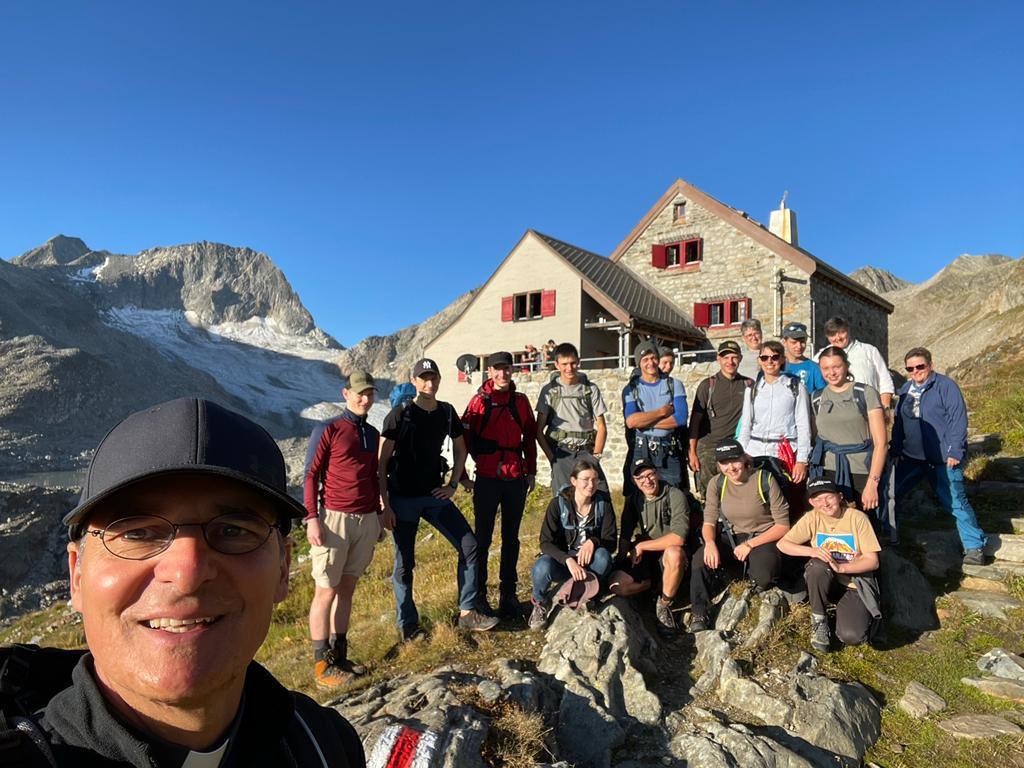 Un'avventura spirituale tra le vette Un'avventura spirituale tra le vette