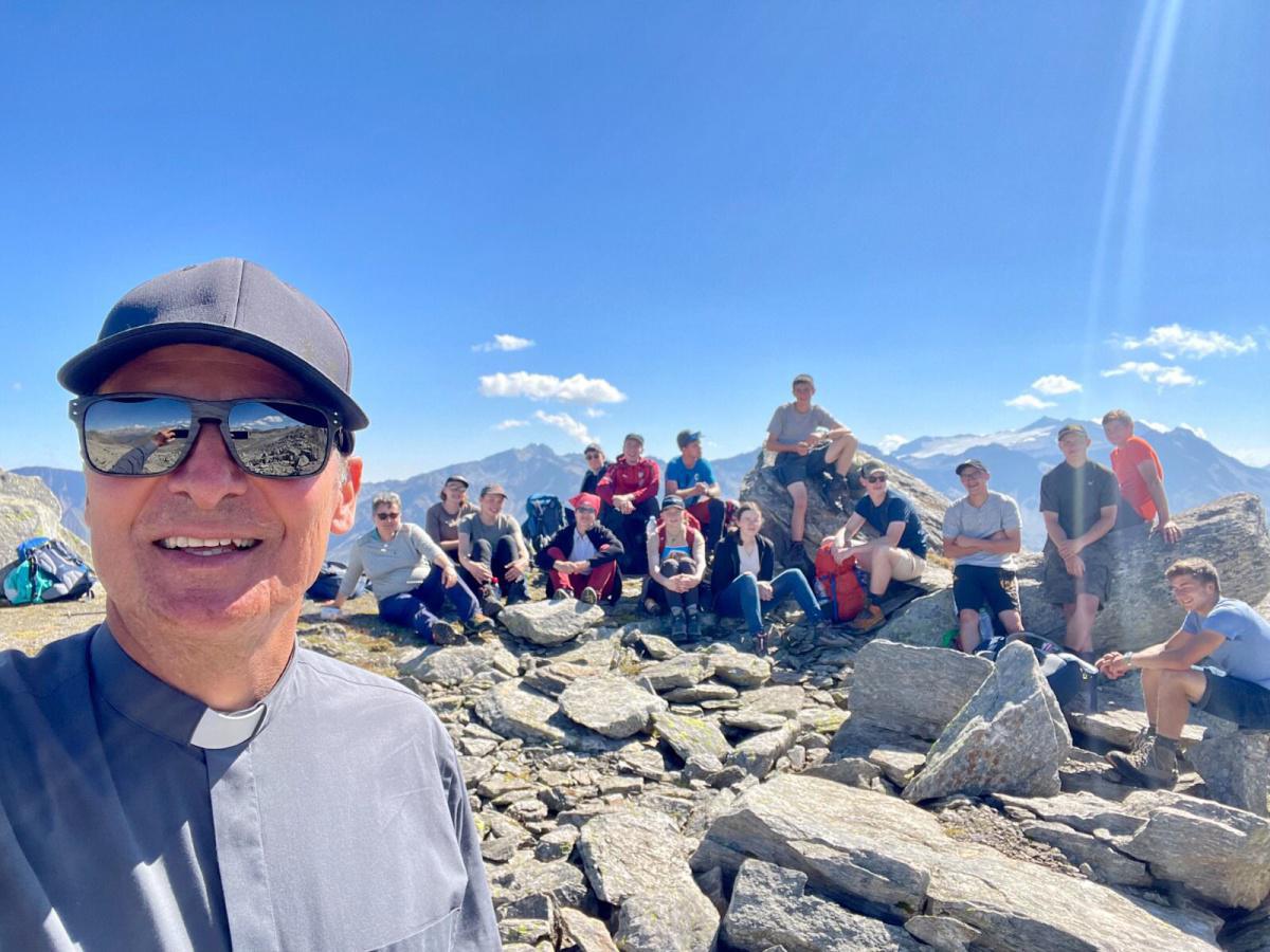 Un'avventura spirituale tra le vette Un'avventura spirituale tra le vette