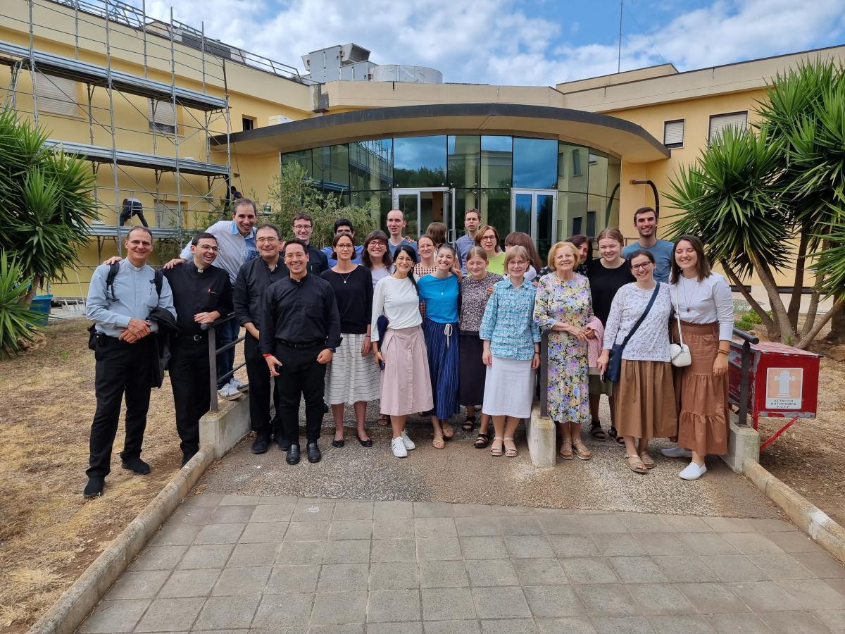 Relazione e relazioni Relazione e relazioni