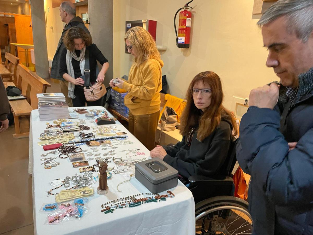 Un abbraccio di cuori disponibili, riscaldati dal nostro carisma. La missione in Spagna Un abbraccio di cuori disponibili, riscaldati dal nostro carisma. La missione in Spagna