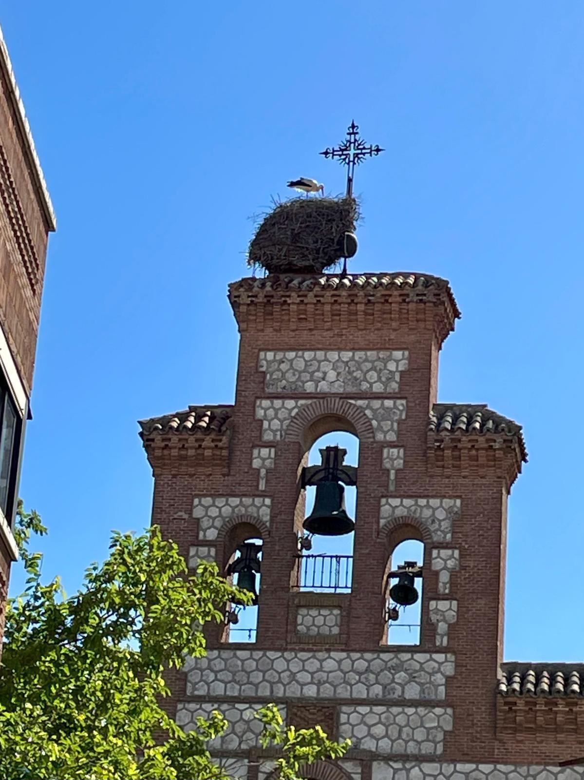 Un abbraccio di cuori disponibili, riscaldati dal nostro carisma. La missione in Spagna Un abbraccio di cuori disponibili, riscaldati dal nostro carisma. La missione in Spagna