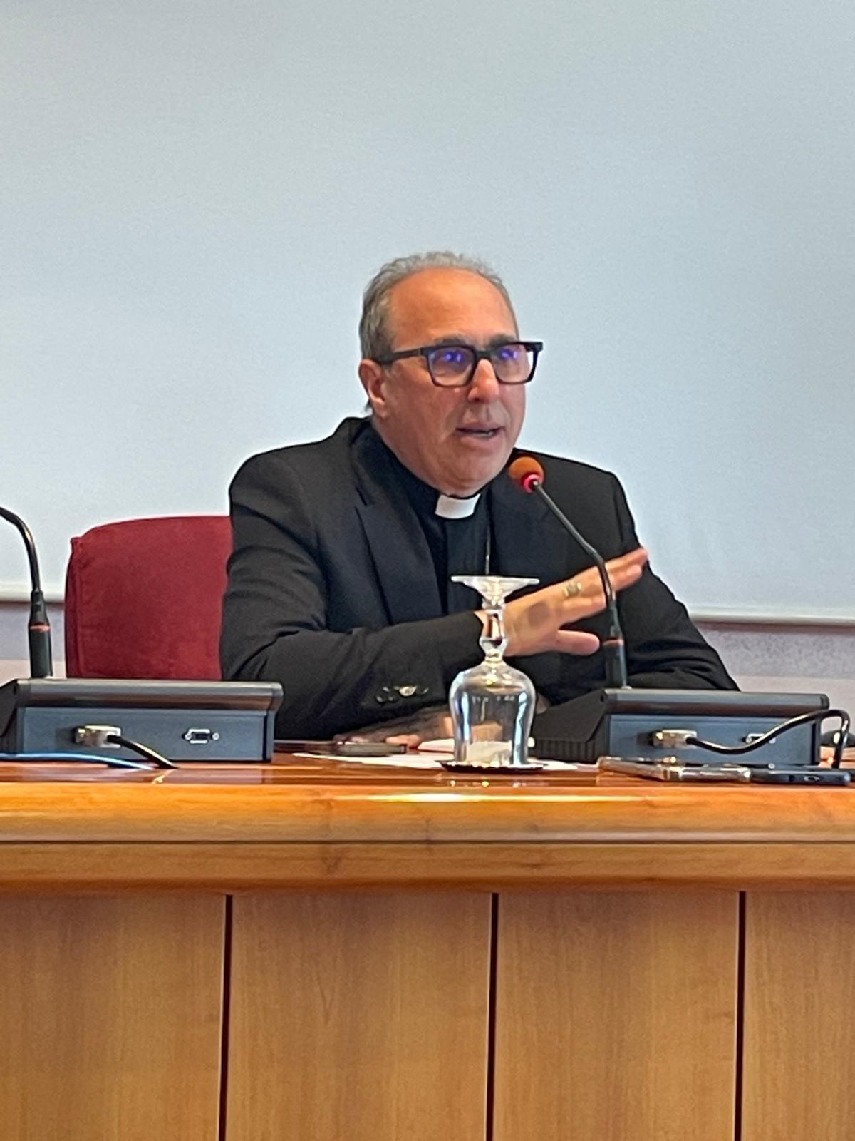 Le Serve della Sofferenza in rapporto alla Chiesa oggi Le Serve della Sofferenza in rapporto alla Chiesa oggi