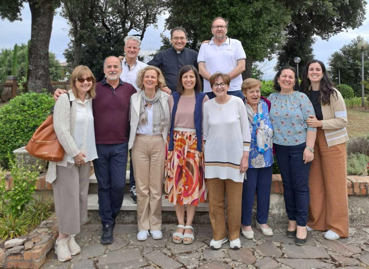 La visita della presidente degli Associati SdS alla comunità di Chianciano Terme La visita della presidente degli Associati SdS alla comunità di Chianciano Terme