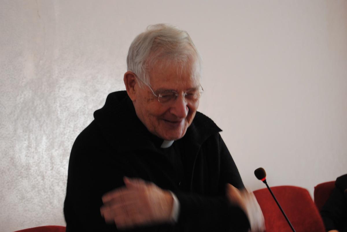 Santa Messa e orari di visita al nostro Padre don Pierino Galeone Santa Messa e orari di visita al nostro Padre don Pierino Galeone