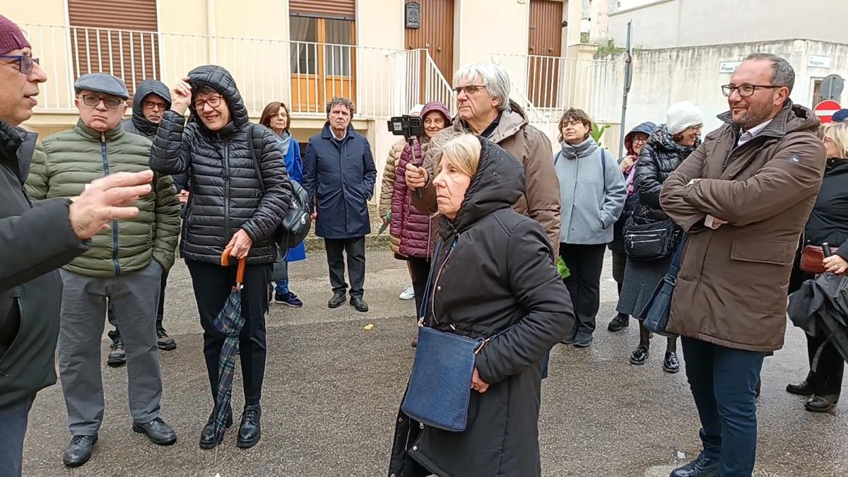 La comunità di San Giorgio Ionico accoglie quelle di Taranto e Maglie per un ritiro sulle orme del Padre La comunità di San Giorgio Ionico accoglie quelle di Taranto e Maglie per un ritiro sulle orme del Padre
