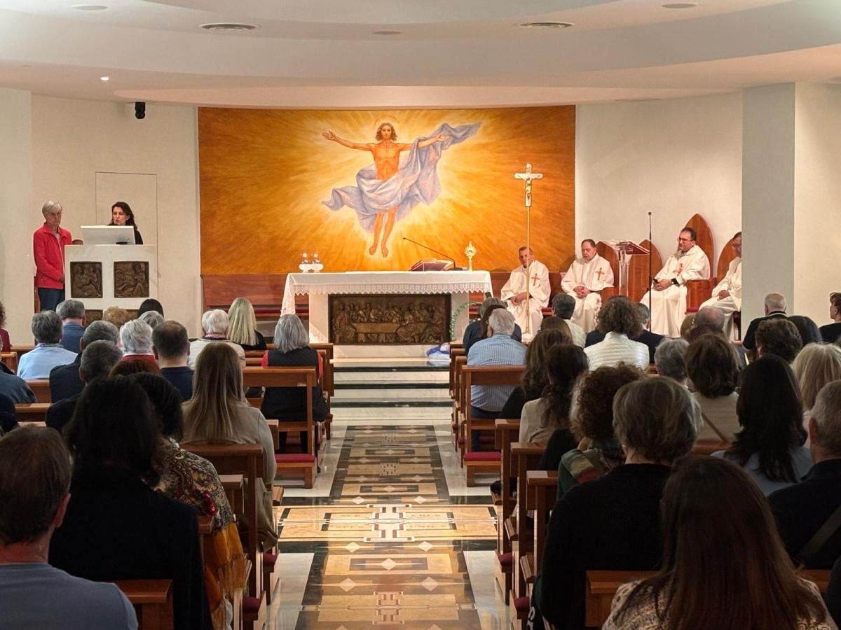 Seguire Gesù alla scuola dell'Amore. Un ritiro spirituale ad alta quota. Seguire Gesù alla scuola dell'Amore. Un ritiro spirituale ad alta quota.