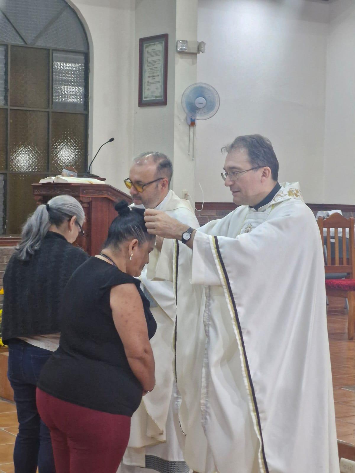 I Servi della Sofferenza in Costa Rica