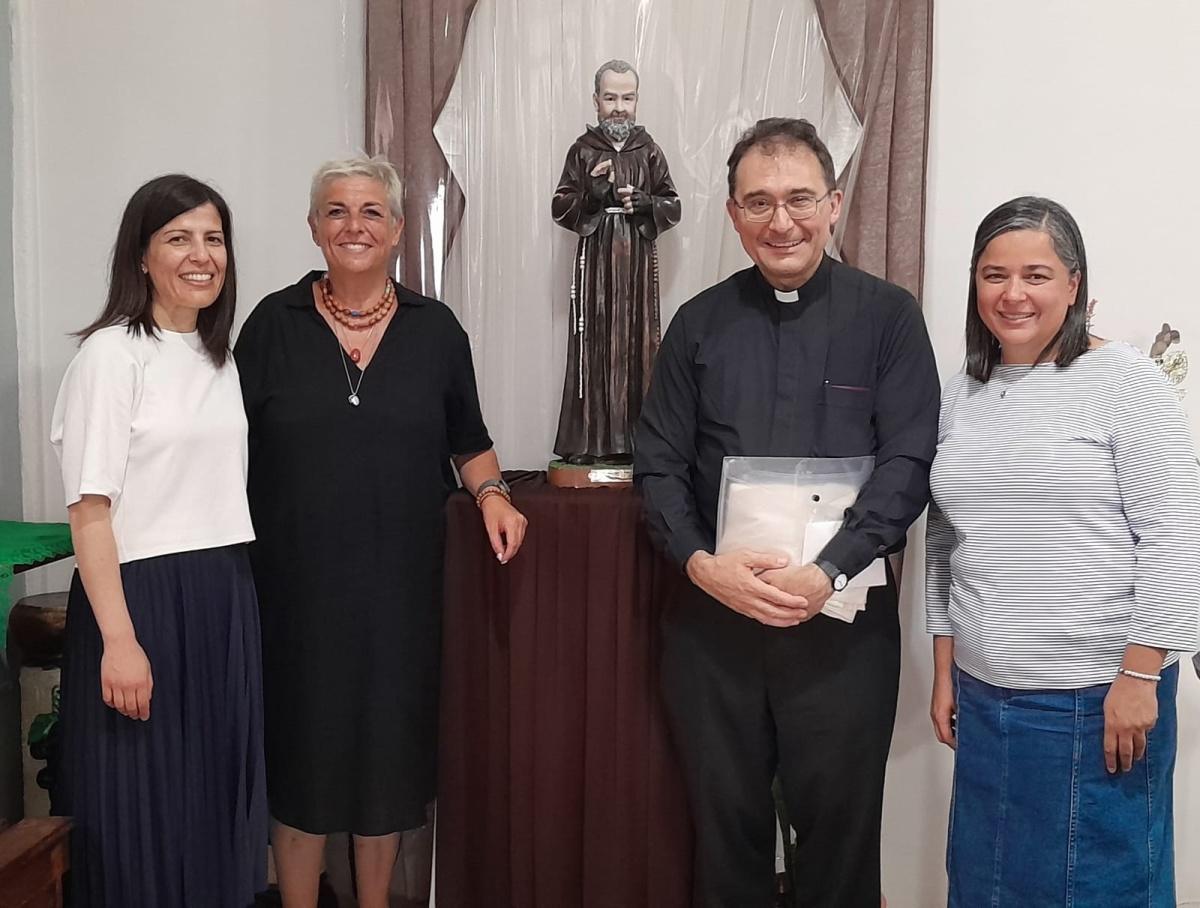 I Servi della Sofferenza in Costa Rica