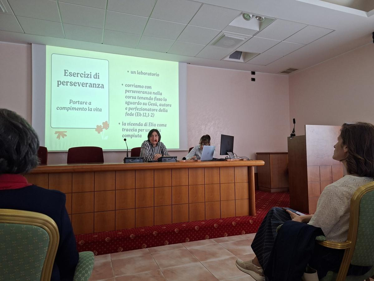 "Esercizi di perseveranza: portare a compimento la vita!" Scuola di Formazione Permanente della Sezione Femminile - San Giovanni Rotondo, 29-31 maggio 2026 "Esercizi di perseveranza: portare a compimento la vita!" Scuola di Formazione Permanente della Sezione Femminile - San Giovanni Rotondo, 29-31 maggio 2026