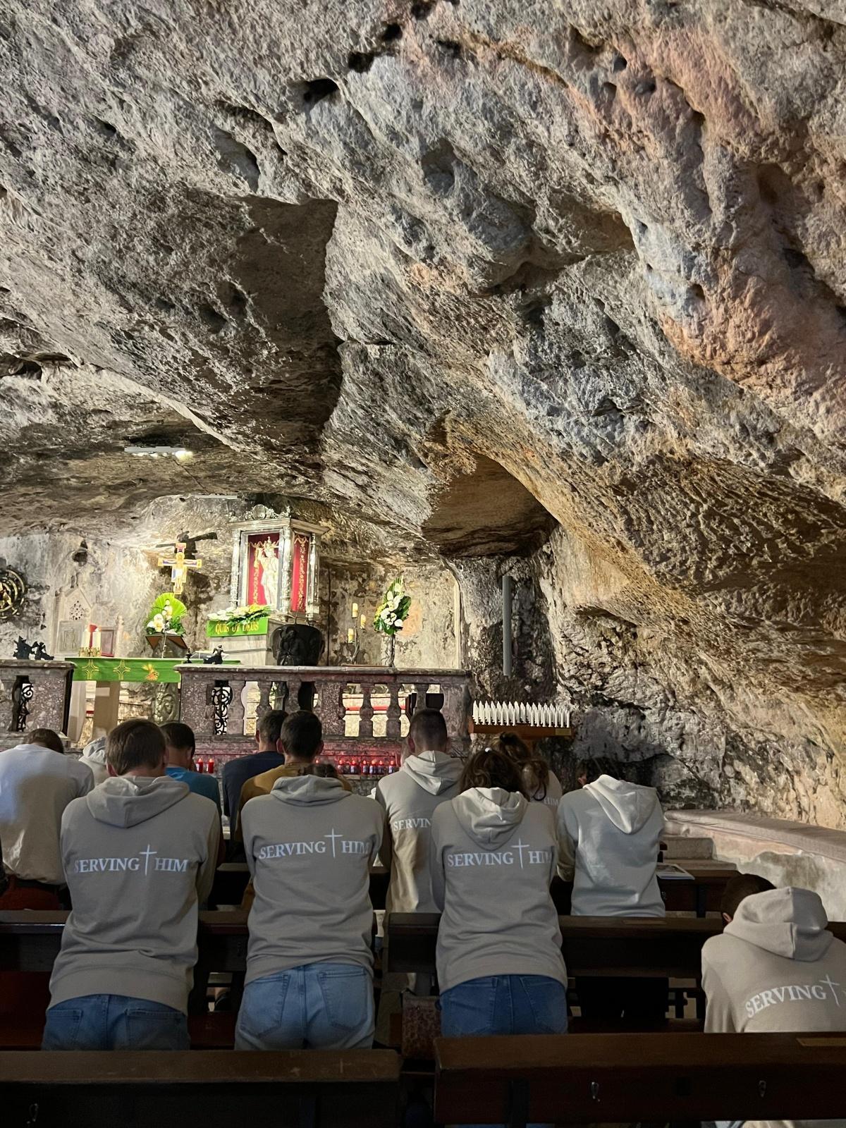 Giovani in pellegrinaggio ad Assisi e San Giovanni Rotondo: sei giorni di fede e amicizia