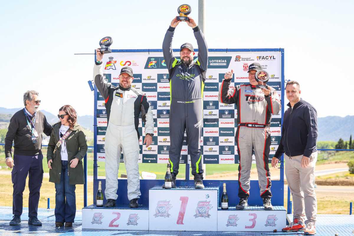 Miranda de Ebro regala un fin de semana histórico de Rallycross