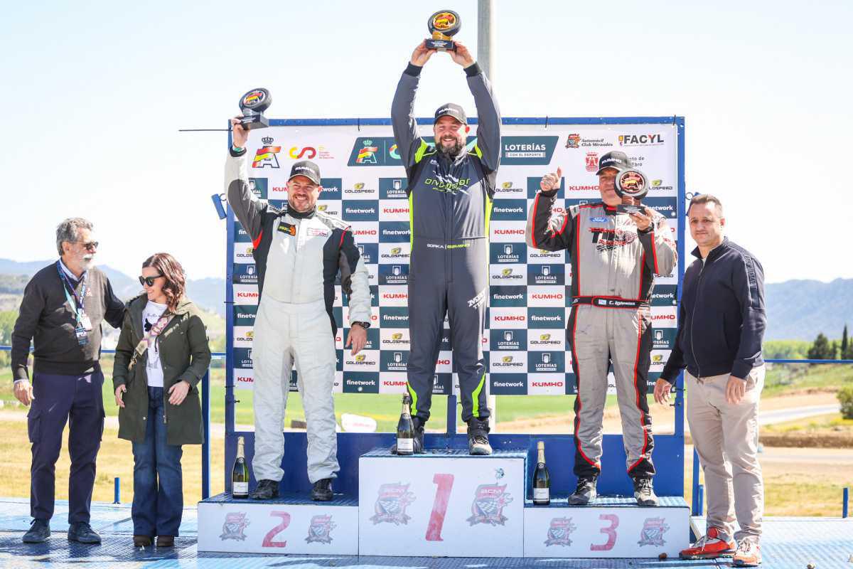 Miranda de Ebro regala un fin de semana histórico de Rallycross Miranda de Ebro regala un fin de semana histórico de Rallycross