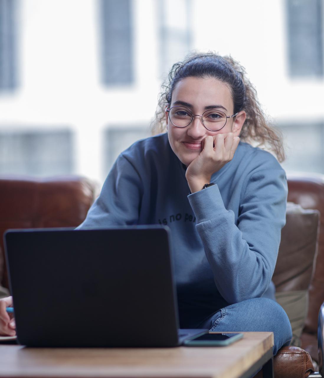 Zoom sur Ghita Mizdid, la jeune youtubeuse marocaine qui fait le buzz