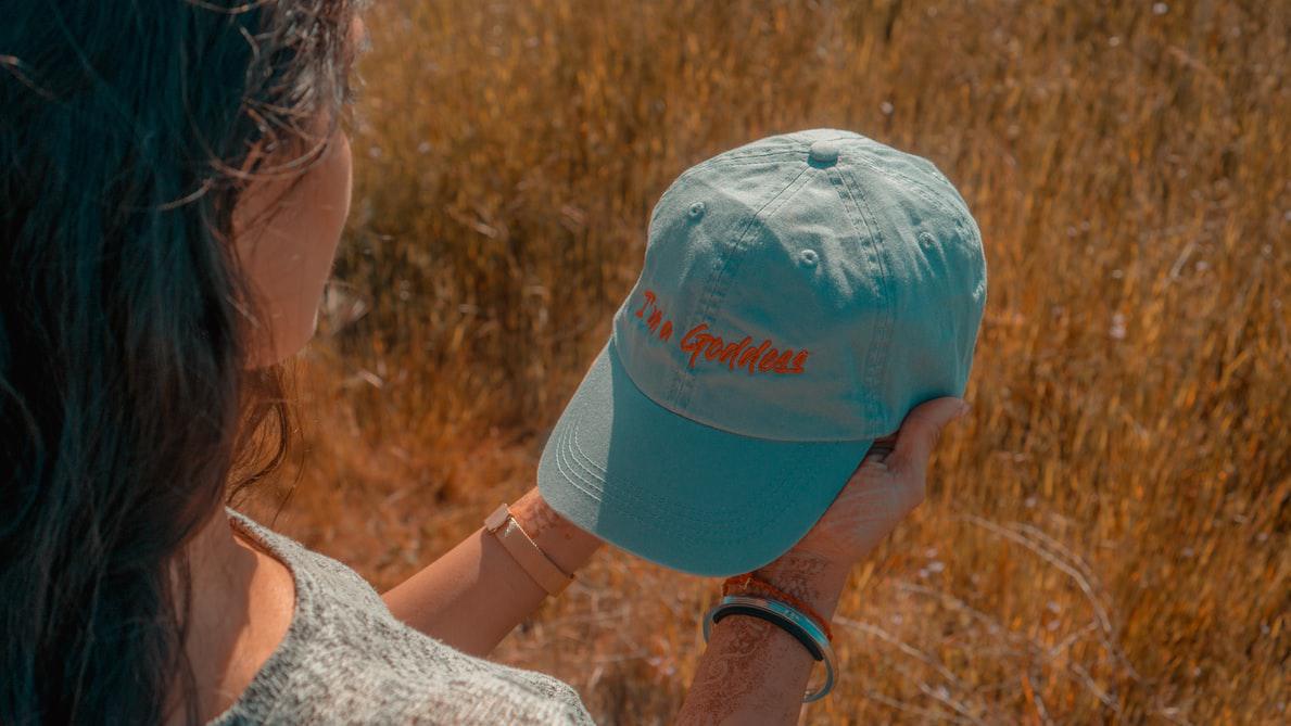 Comment entretenir et nettoyer sa casquette ?