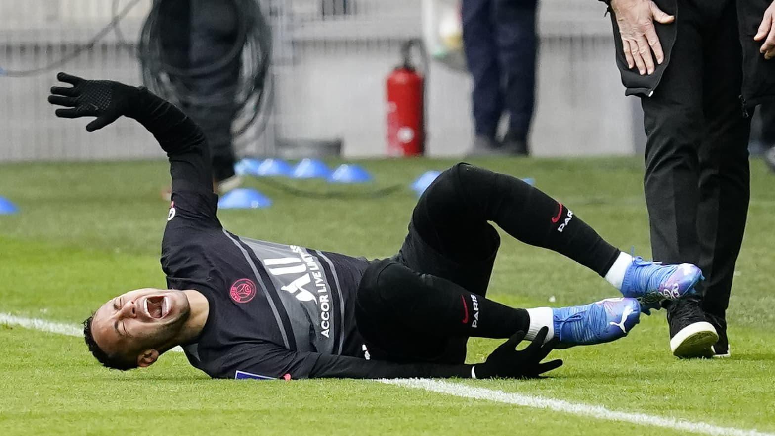 Neymar encore bléssé