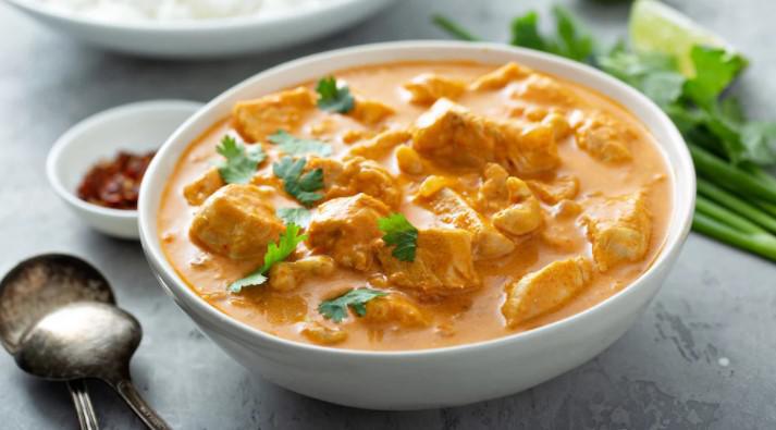 Colombo de poulet au lait de coco