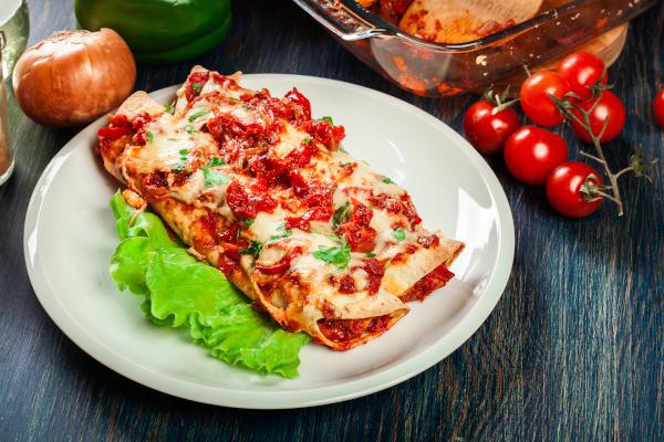 Crêpes roulées à la Mexicaine poulet fromage