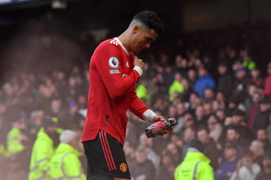 Angleterre : Ronaldo présente ses excuses à un supporteur