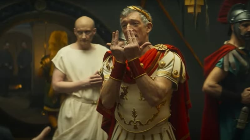 Astérix et obélix : Vincent Cassel fait une dédicace à Jul