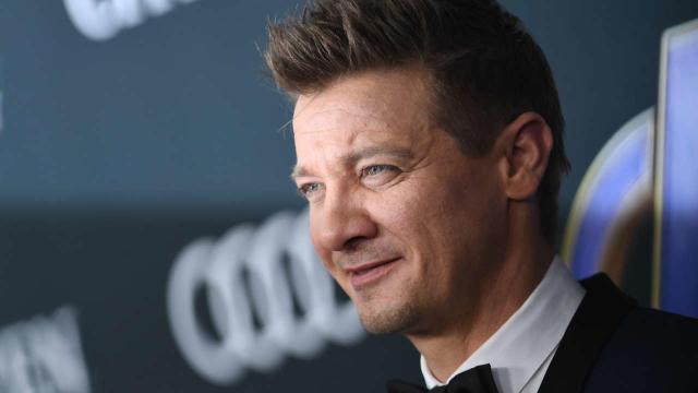 Accident de dameuse : Jeremy Renner s’est cassé plus de 30 os