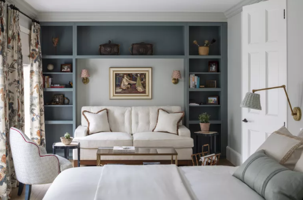 Comment optimiser l'espace dans une petite chambre à coucher ?
