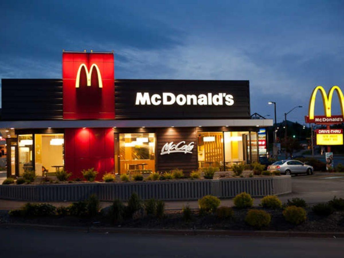 Testé aux Etats-Unis, le nouveau robot vocal de McDo rend fou