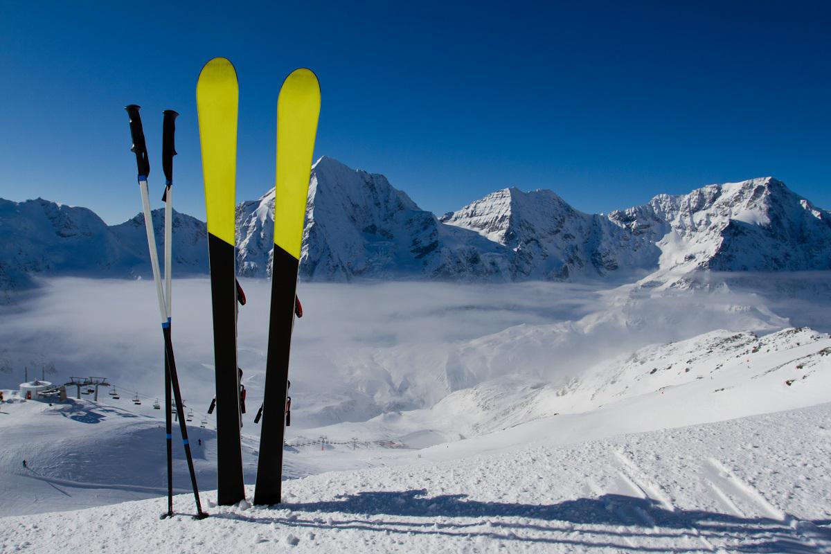 Etats-Unis : un skieur sauve un homme enseveli sous près de 2 m de neige