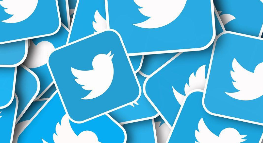 Twitter change de nom et devient X Corp