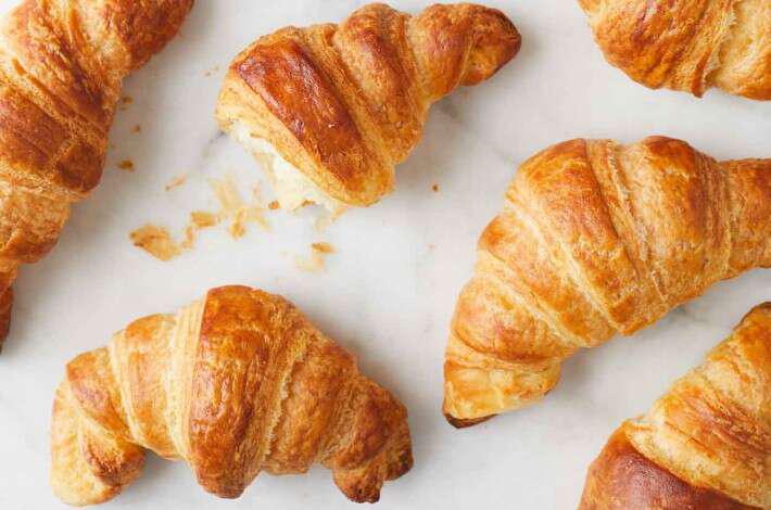 "Le pire vol de ma vie" : à cause d'un croissant, son trajet en avion devient un cauchemar
