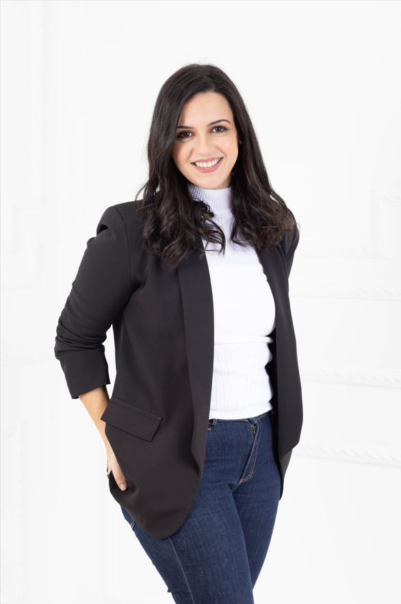 Interview avec Chaima Eslama : Comprendre la kinésithérapie pelvi-périnéologique et périnatalité