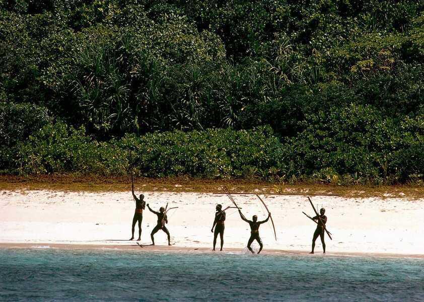 L'Île mystérieuse de North Sentinel : Un refuge intact dans un monde connecté