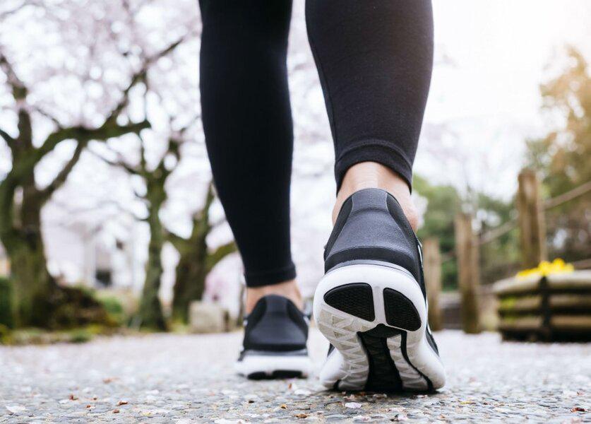 Les bienfaits cachés de la marche quotidienne : un exercice simple aux résultats surprenants