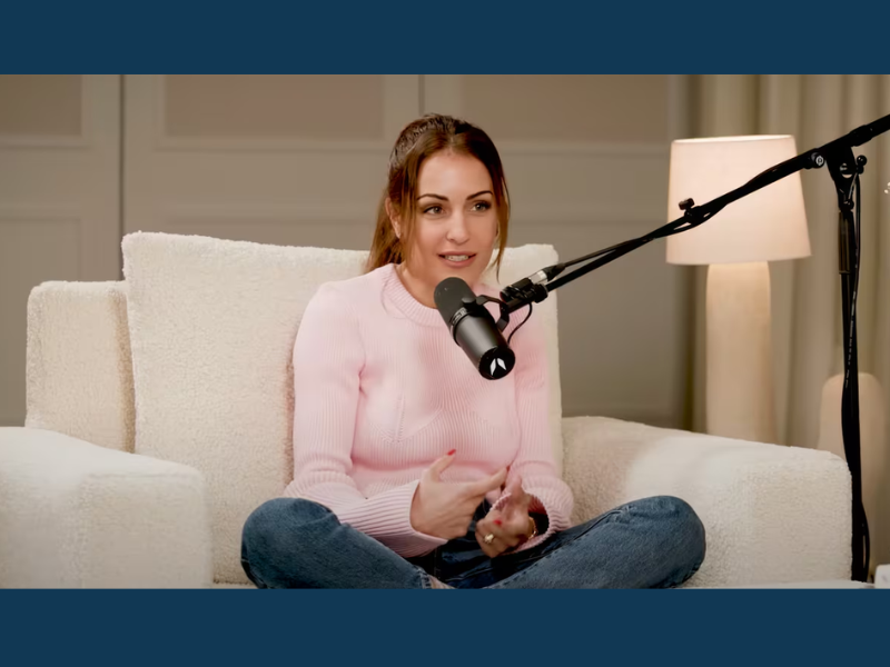 À cœur ouvert : Hiba Abouk dévoile les épreuves de l'amour dans une interview exclusive