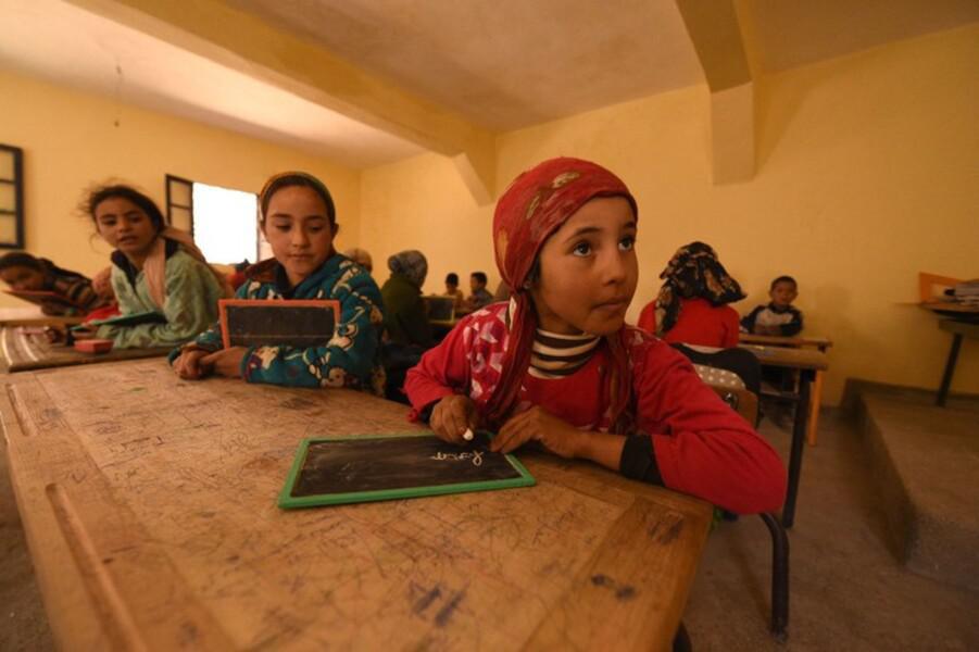 Éducation des filles au Maroc : défis, opportunités et enjeux socio-économiques
