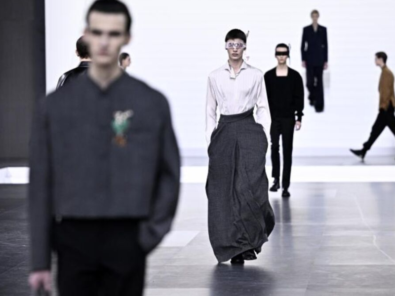 Kim Jones réinvente la 'Ligne H' pour Dior Homme