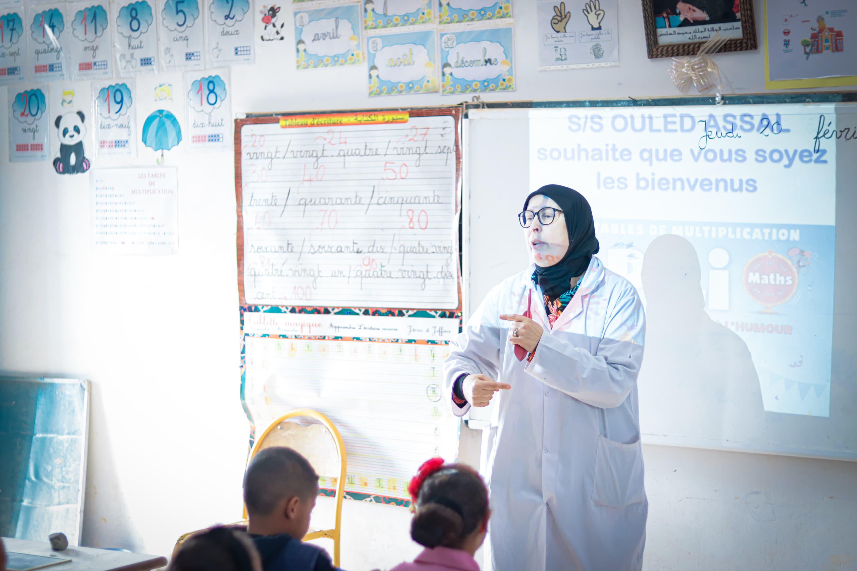 Réconcilier l'humour et les mathématiques : Une approche novatrice pour l'enseignement des tables de multiplication dans le contexte éducatif marocain