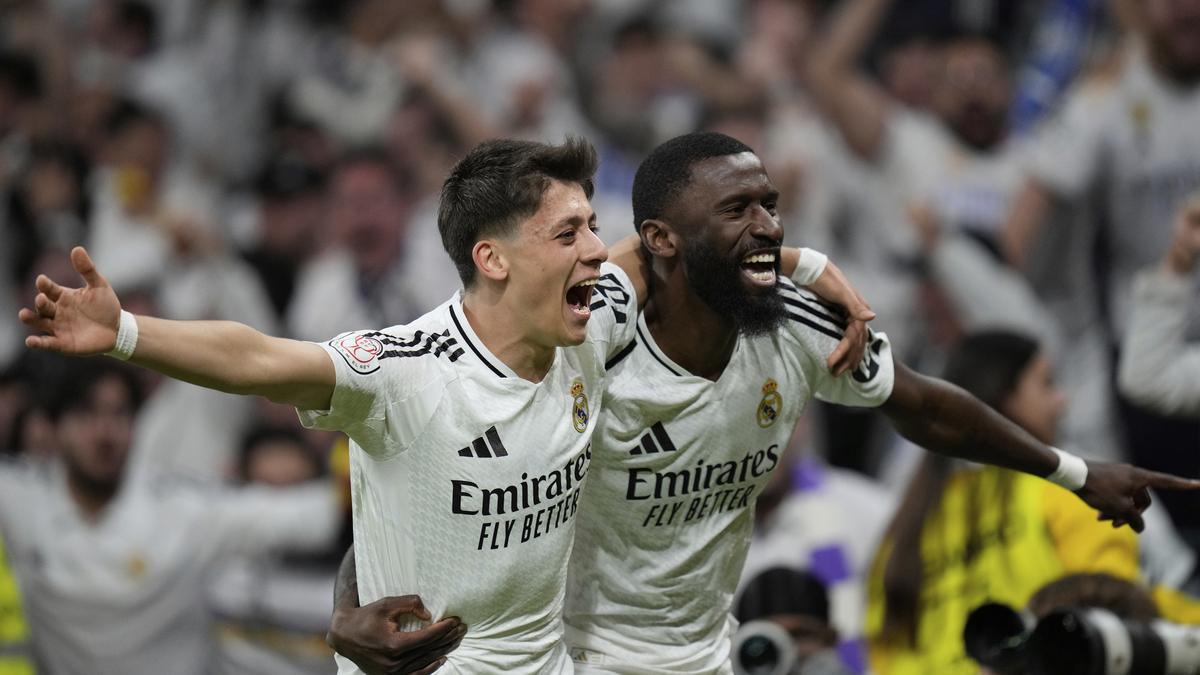 Coupe d'Espagne : un classico Real Madrid - Barcelone en finale