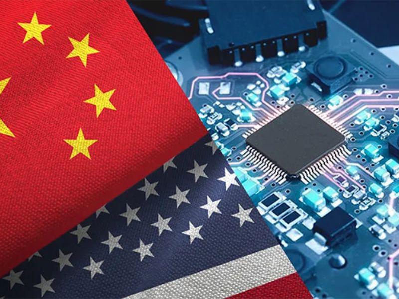 Semi-conducteurs et smartphones épargnés : les États-Unis ciblent la Chine, mais à géométrie variable