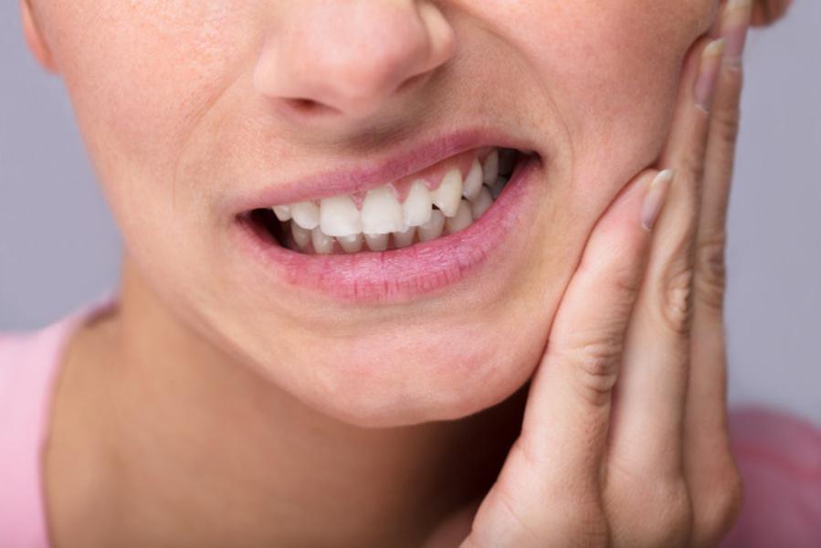 Bruxisme : et si tes nuits te coûtaient tes dents ?