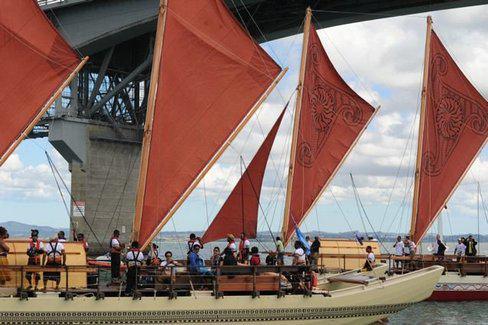 Tavaru : arrivée de la la flotte Neo-Zelandaise à Raivave...en images