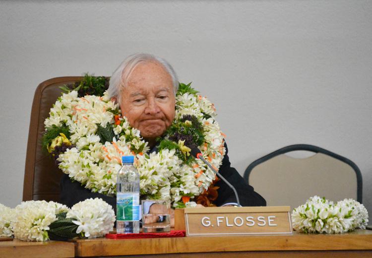 Gaston Flosse élu président de la Polynésie française