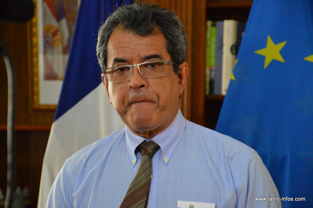 Le président Fritch a enregistré jeudi matin une intervention télévisée pour appeler la population de Rikitea à la raison : "Je demande aux habitants de me faire confiance. Moi aussi je suis pleinement soucieux de votre sécurité et de votre protection", insiste-t-il alors qu'un vent de contestation persiste sur place après l'arrivée de 122 mètres cubes de gravier en provenance de Hao.