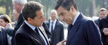 Englué dans les affaires, Fillon appelle Sarkozy à la rescousse